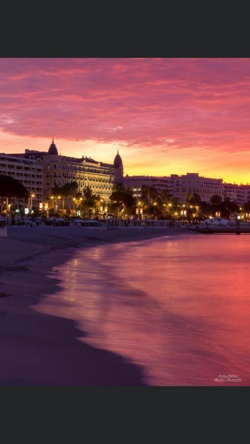 2 pièces cannes centre Esterno foto